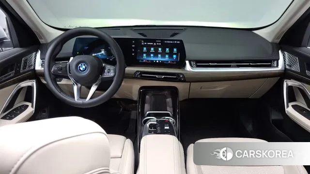 BMW iX1 (U11) id 3333075 из Кореи 17