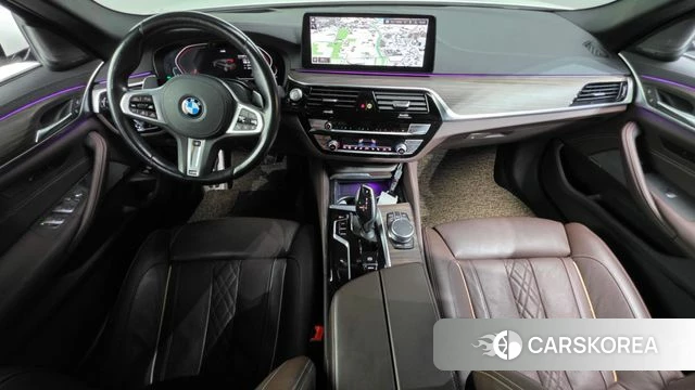BMW 5 Series (G30) id 4750344 из Кореи 17