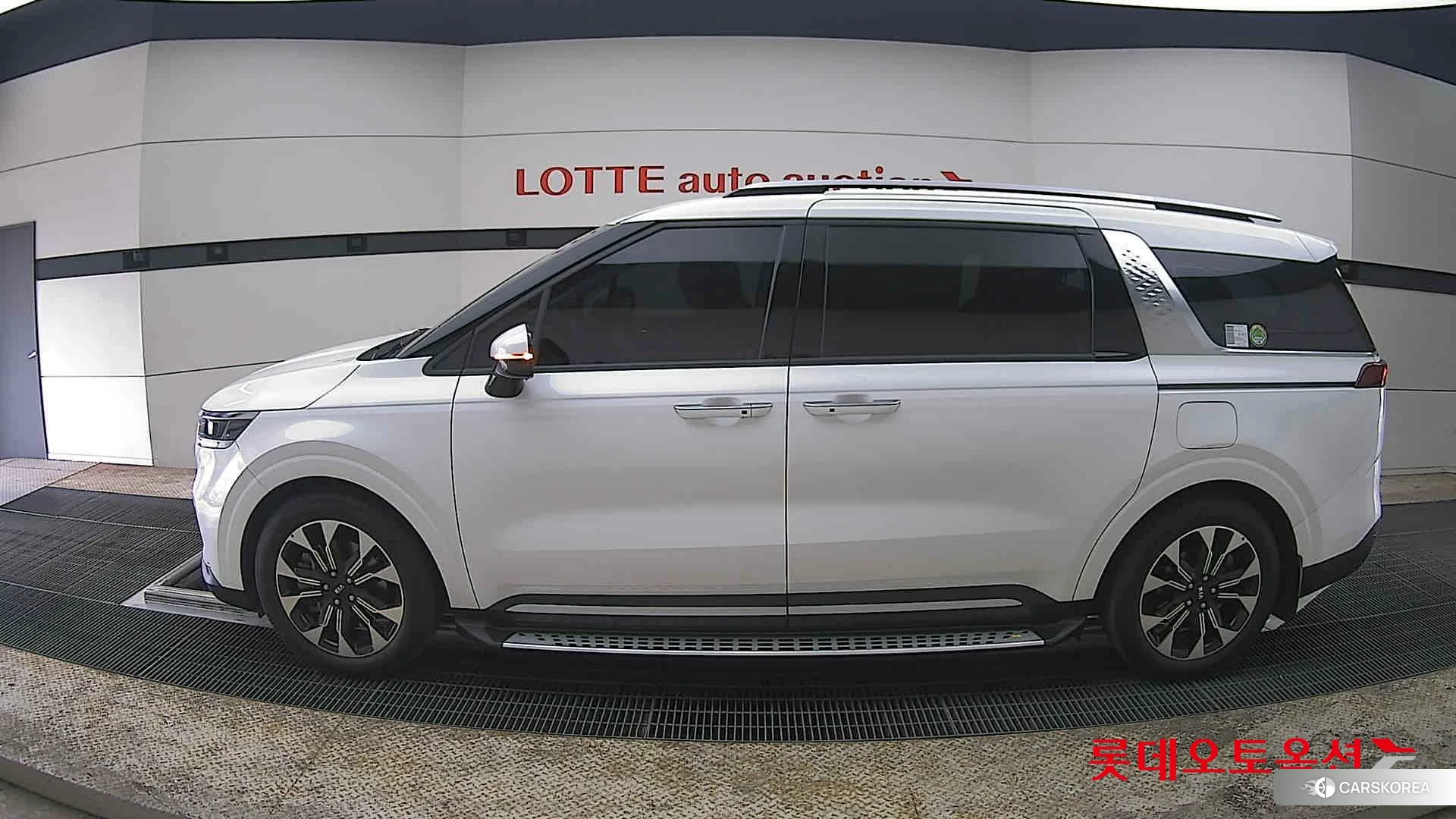 Kia Carnival Limousine id 3888376 из Кореи 35