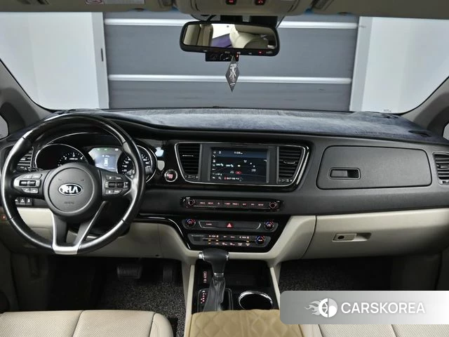 Kia The New Carnival id 4698798 из Кореи 17