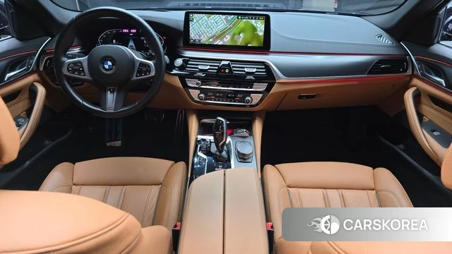 BMW 5 Series (G30) id 3891856 из Кореи 17