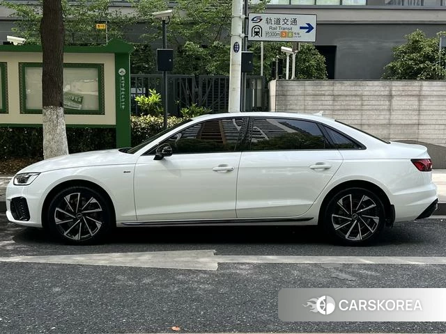 Audi A4L id 4272635 из Китая 26