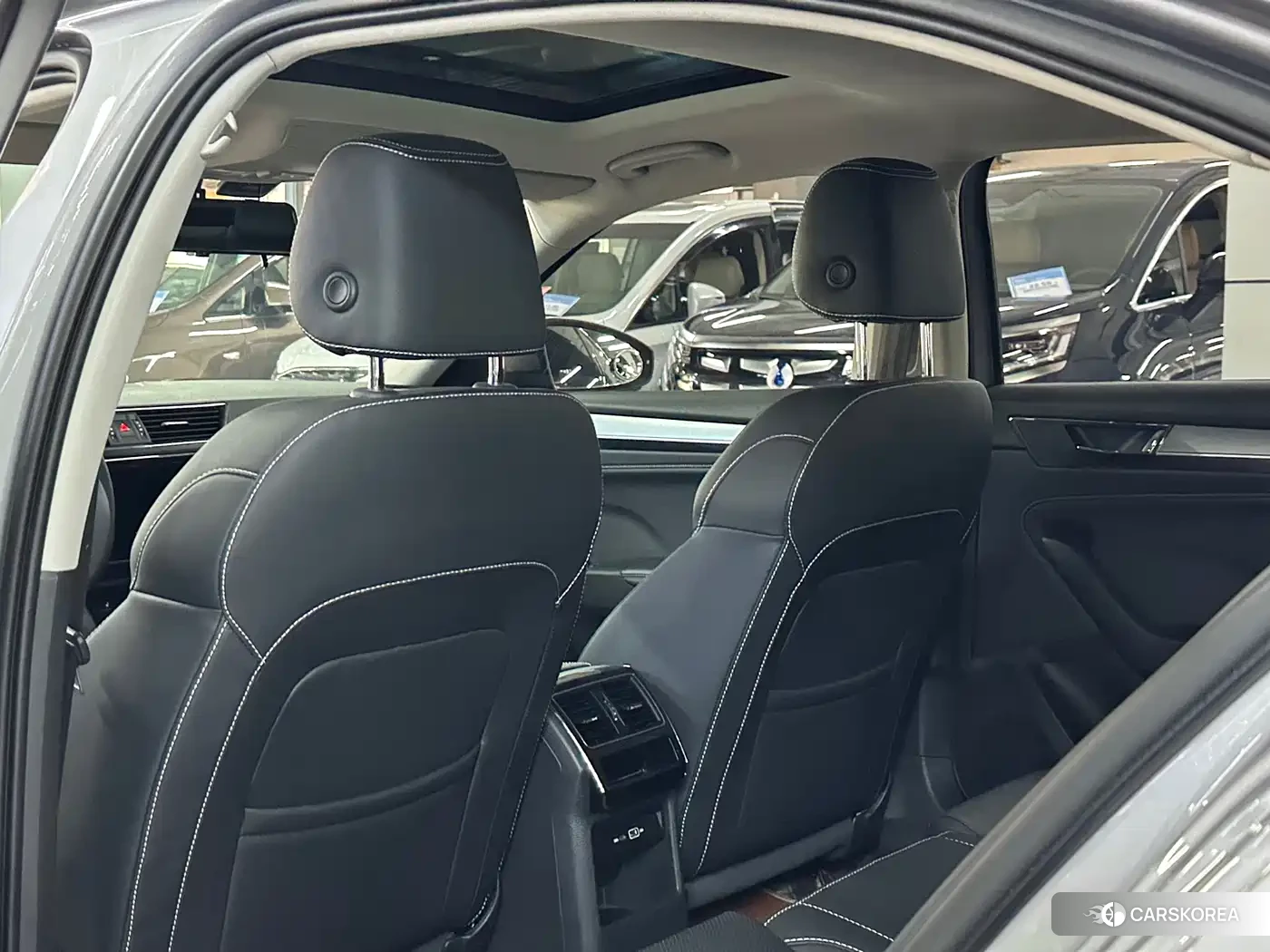 Skoda Superb id 4589466 из Китая 7