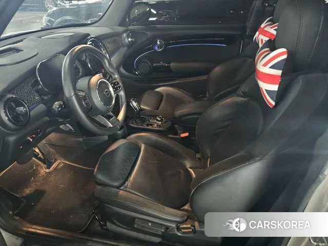 Mini Cooper Electric id 4262726 из Кореи 8