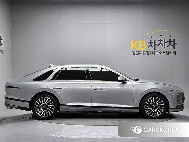 Hyundai Grandeur (GN7) id 3964284 из Кореи 17