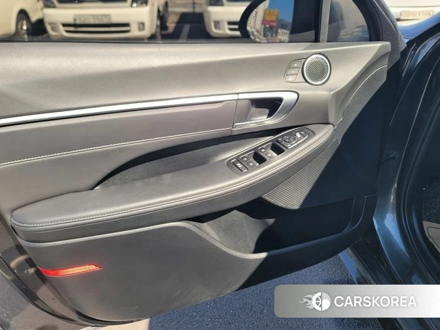 Hyundai Sonata (DN8) id 3871760 из Кореи 10