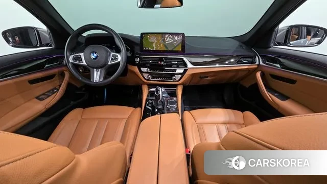 BMW 5 Series (G30) id 3366885 из Кореи 17