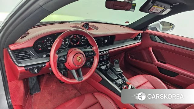Porsche 911(992) id 4533871 из Кореи 17