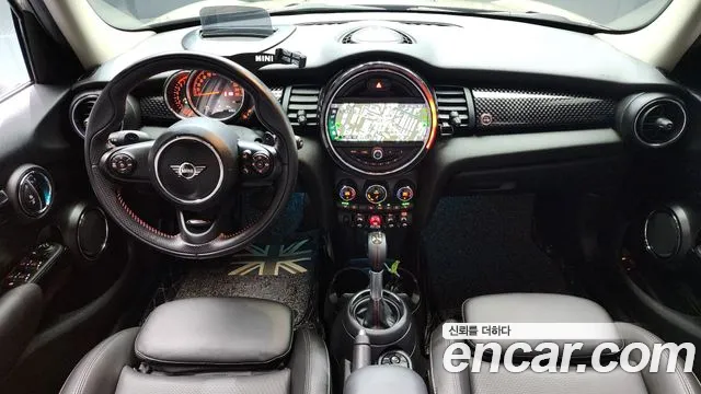 Mini Cooper S id 2327785 из Кореи 17