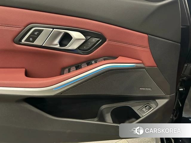 BMW 3 series id 4265296 из Китая 10