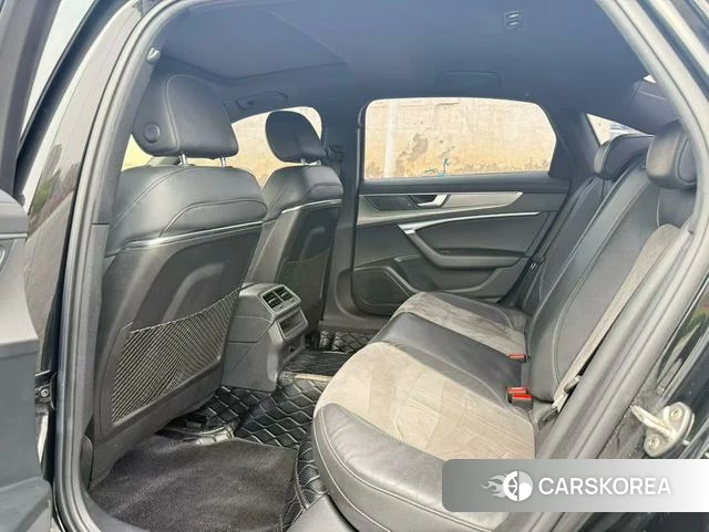 Audi A6L id 4255977 из Китая 7