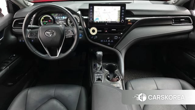 Toyota Camry (XV70) id 3812896 из Кореи 17