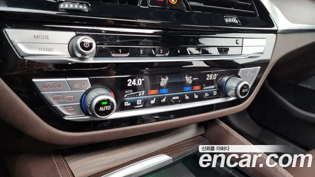 BMW 5 Series (G30) id 2670917 из Кореи 17