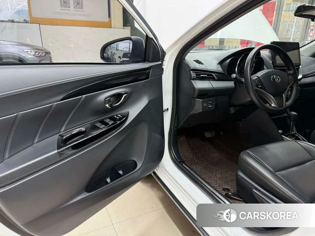 Toyota YARIS L Zhixuan id 4307528 из Китая 18