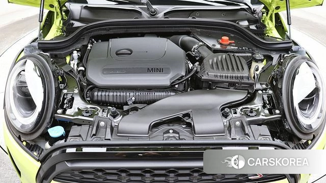 Mini Cooper S id 4650027 из Кореи 17