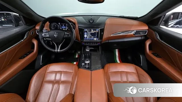 Maserati Levante id 3707874 из Кореи 17