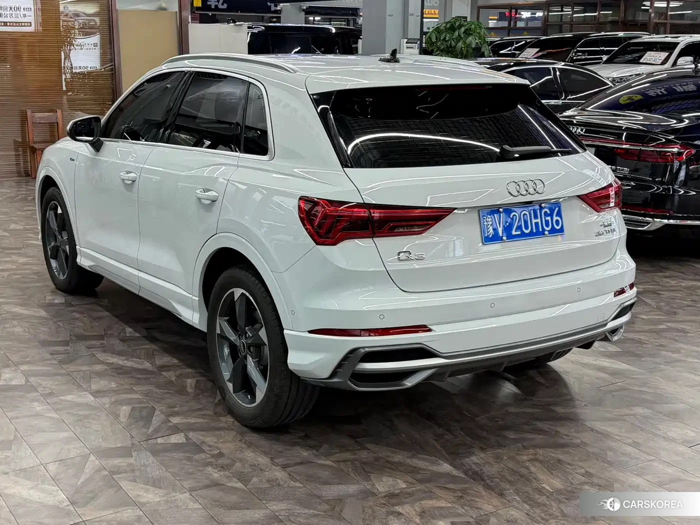 Audi Q3 id 4570546 из Китая 14