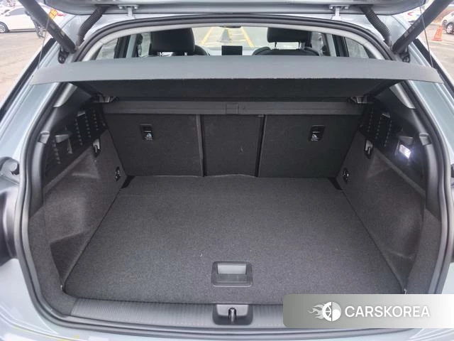 Audi Q2L id 4301656 из Китая 16