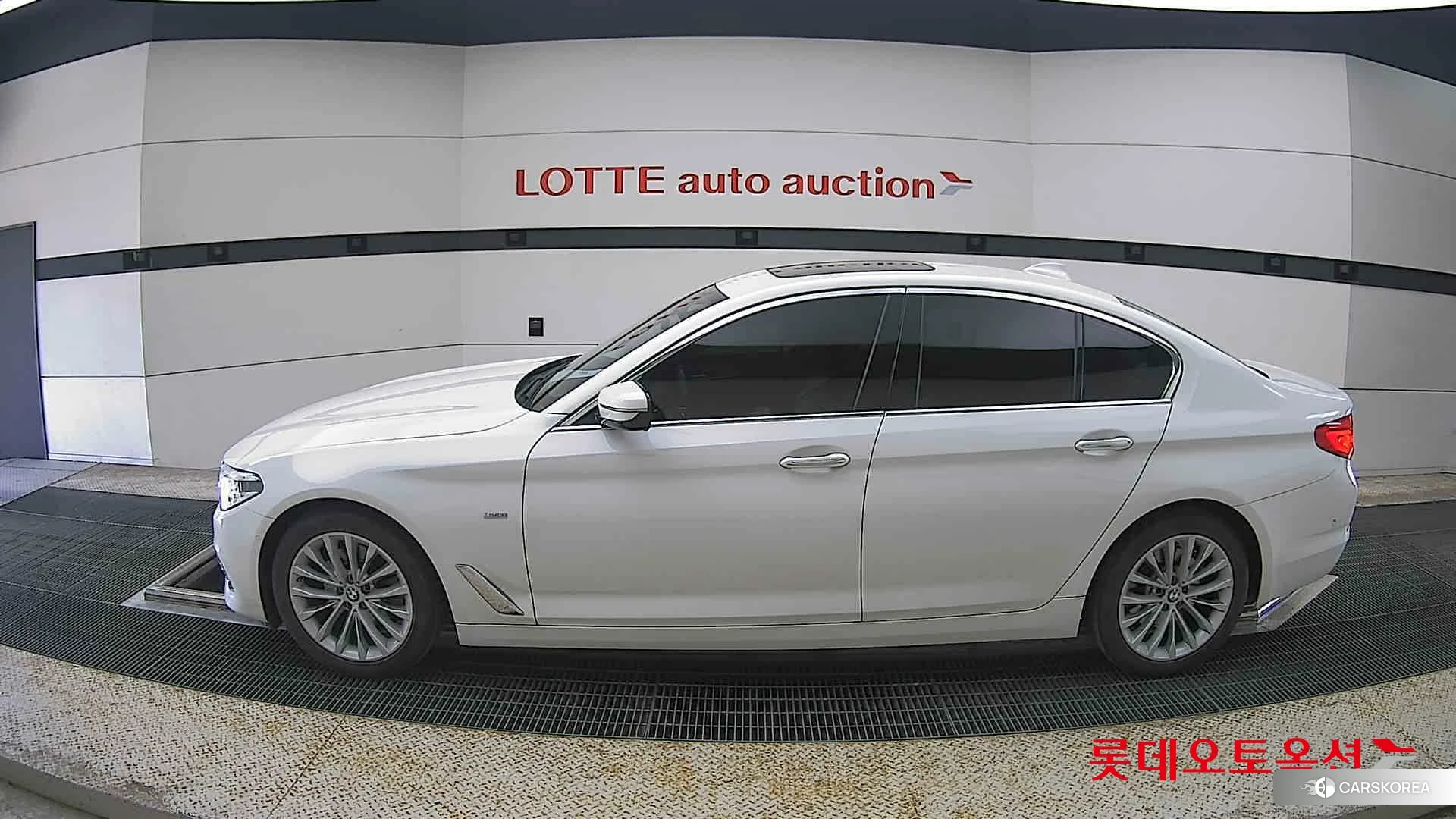 BMW  520d id 4296716 из Кореи 35