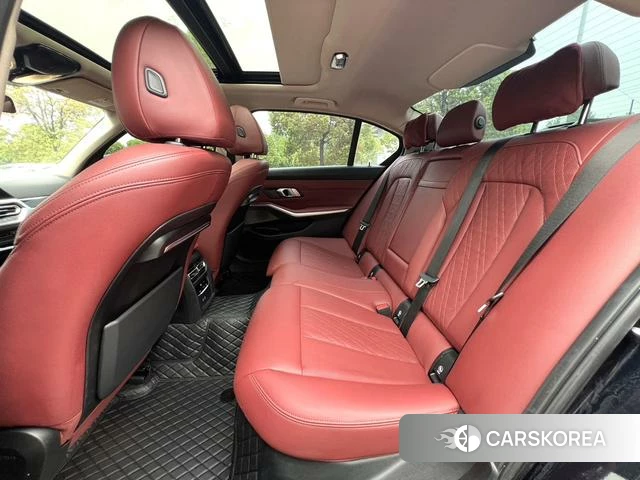 BMW 3 series id 4273812 из Китая 17
