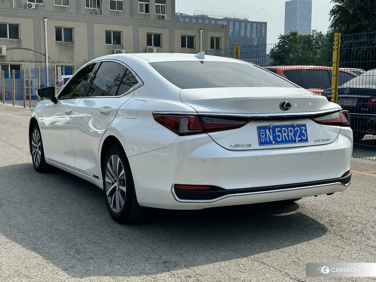 Lexus ES id 4513580 из Китая 11