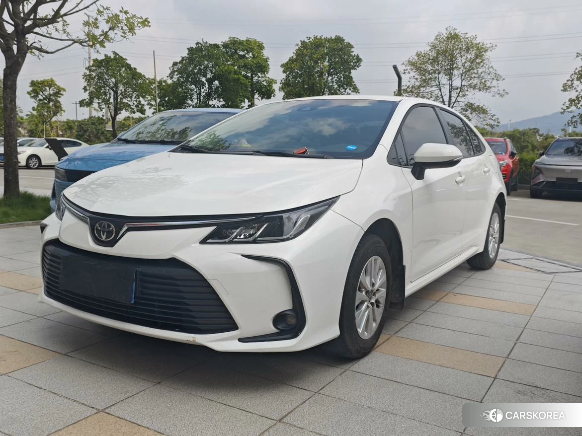 Toyota Corolla id 4419182 из Китая 7