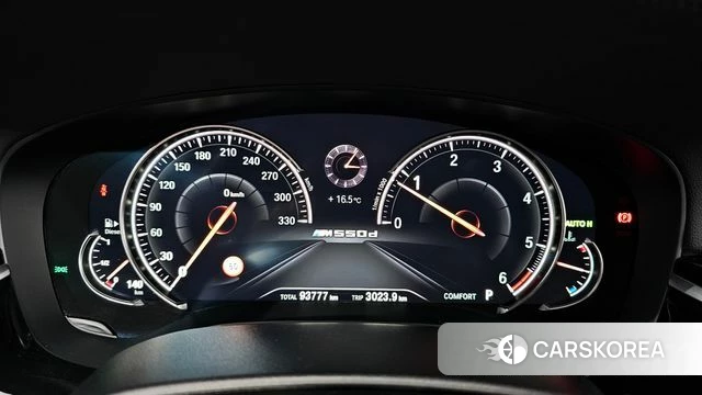 BMW 5 Series (G30) id 4351297 из Кореи 33