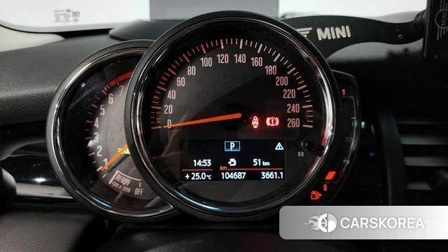 Mini Cooper S id 4446890 из Кореи 29