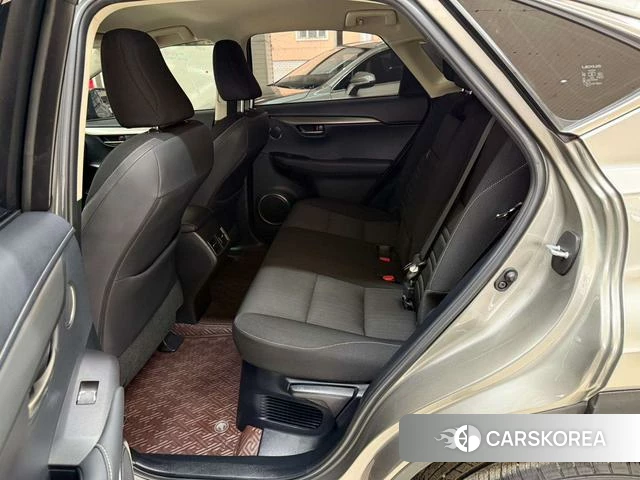 Lexus NX id 4274196 из Китая 19