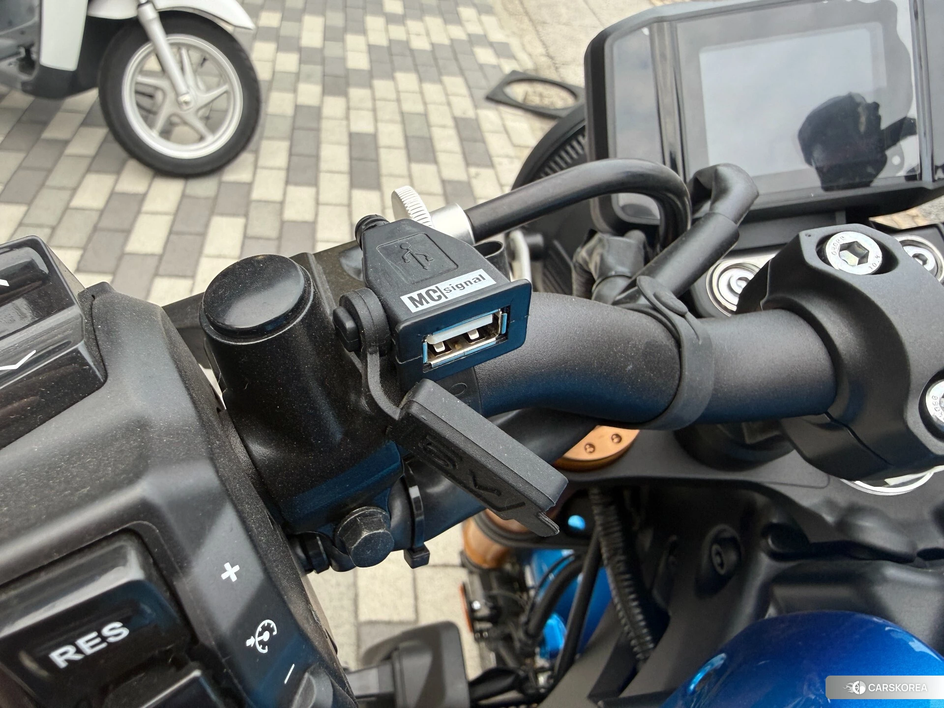 Yamaha XSR900 id 3946389 из Японии 7