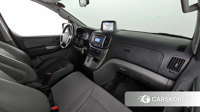 Hyundai The New Grand Starex id 3808185 из Кореи 17