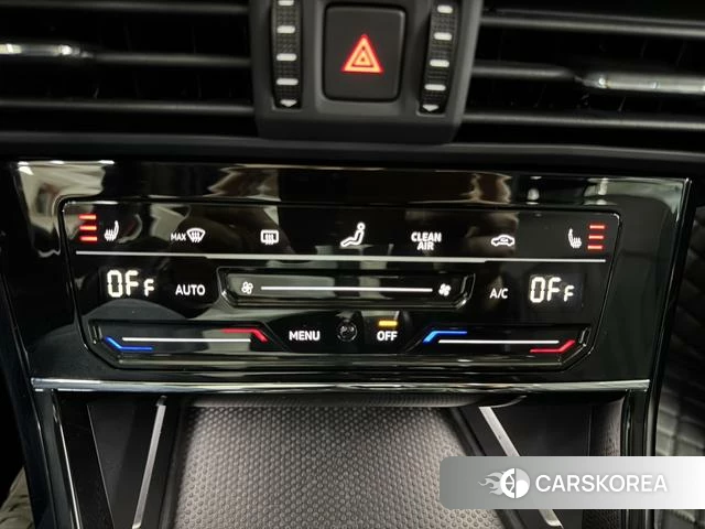 Volkswagen Passat id 4276152 из Китая 23