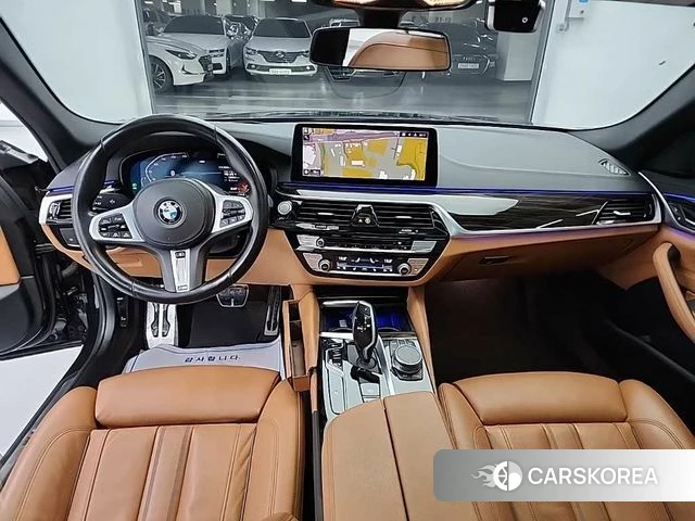 BMW 5 Series (G30) id 3878842 из Кореи 16