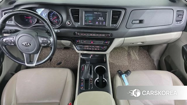 Kia The New Carnival id 4662984 из Кореи 17