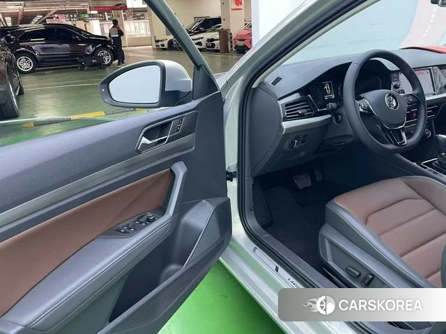 Volkswagen Lavida id 4240607 из Китая 7