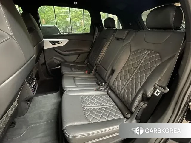 Audi Q7 (4M) id 2905167 из Кореи 11