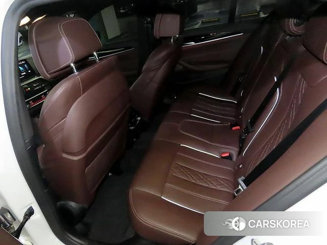 BMW 5 Series (G30) id 4206622 из Кореи 17