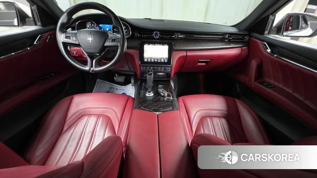 Maserati Quattroporte id 4620175 из Кореи 27