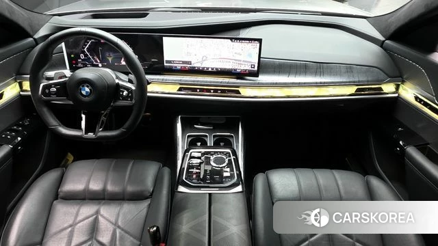 BMW 7 Series (G70) id 4223108 из Кореи 37