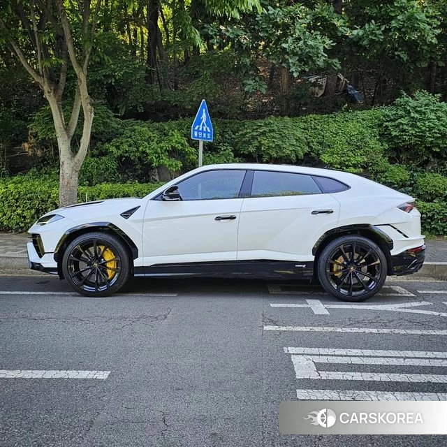 Lamborghini Urus id 4329978 из Кореи 17