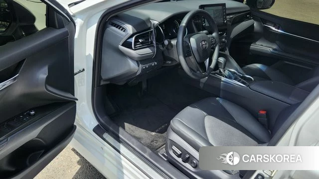 Toyota Camry (XV70) id 4195054 из Кореи 8