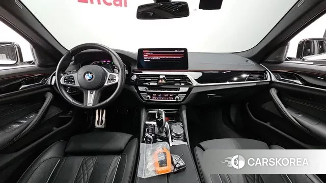 BMW 5 Series (G30) id 3027203 из Кореи 17