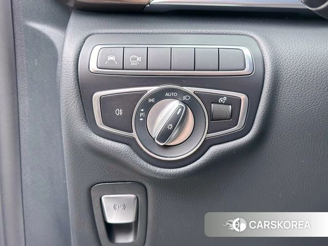 Mercedes-Benz V-class id 4254440 из Китая 32