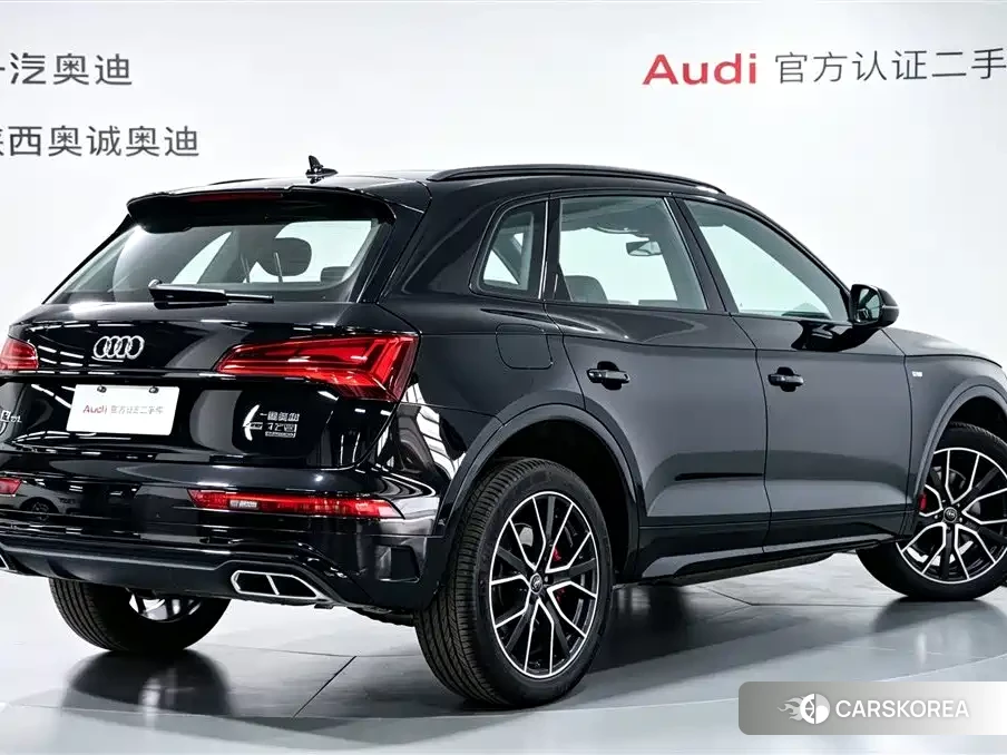 Audi Q5L id 4583691 из Китая 14