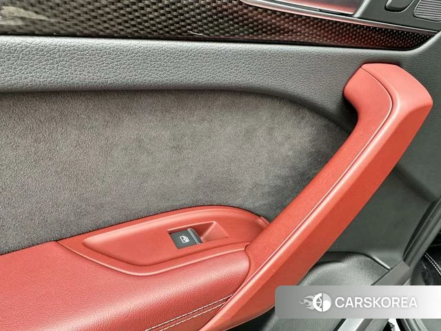 Audi Q5L Sportback id 4210846 из Китая 43
