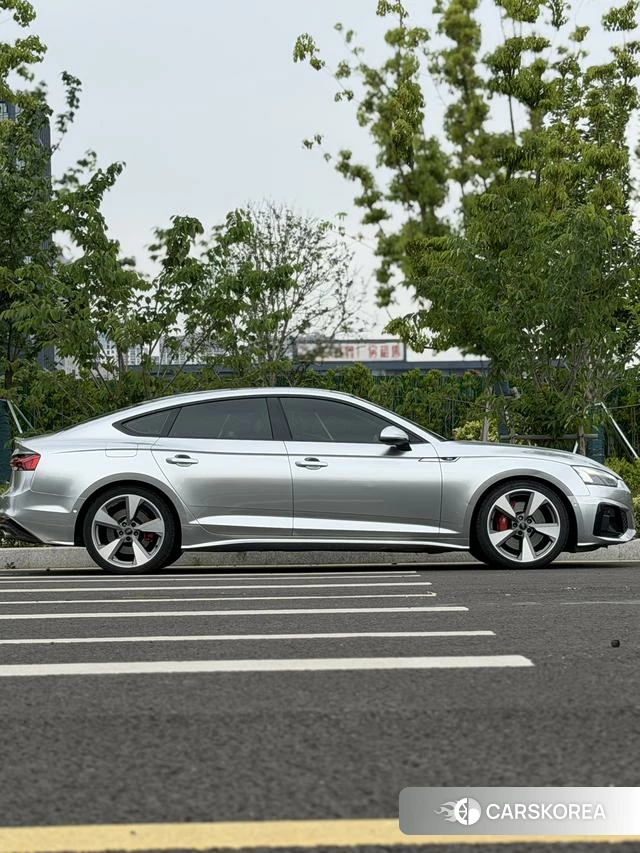 Audi S5 id 4353189 из Китая 17