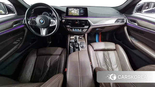 BMW 5 Series (G30) id 3000182 из Кореи 17