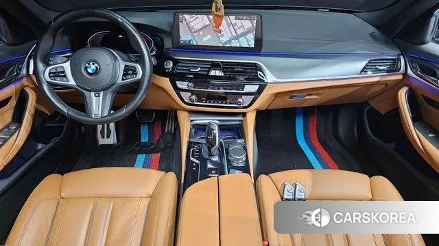 BMW 5 Series (G30) id 3395076 из Кореи 17