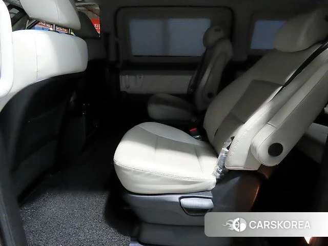 Hyundai The New Grand Starex id 3916998 из Кореи 17