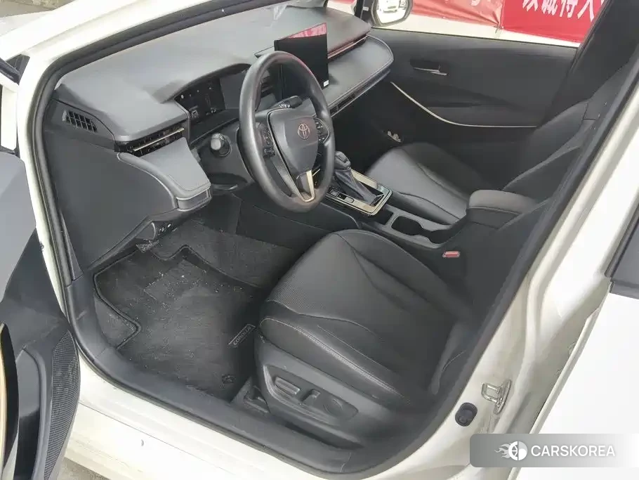 Toyota Corolla id 4674329 из Китая 13